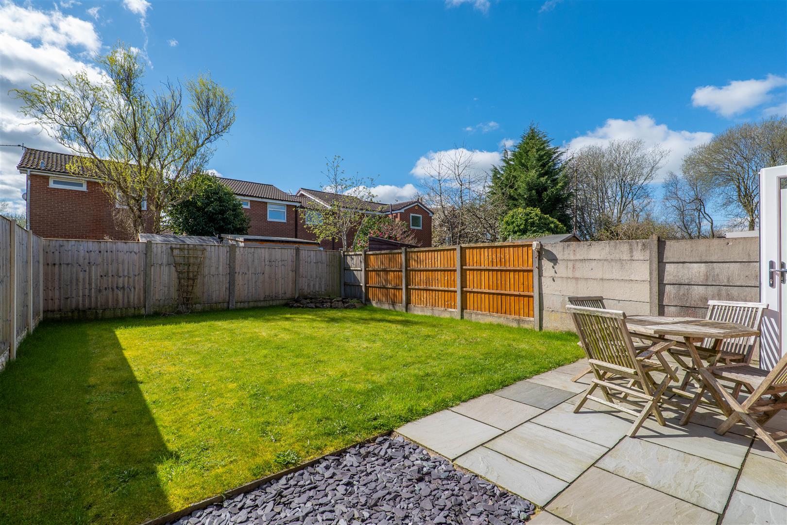 2 bed property in Hurstbrook, Chorley